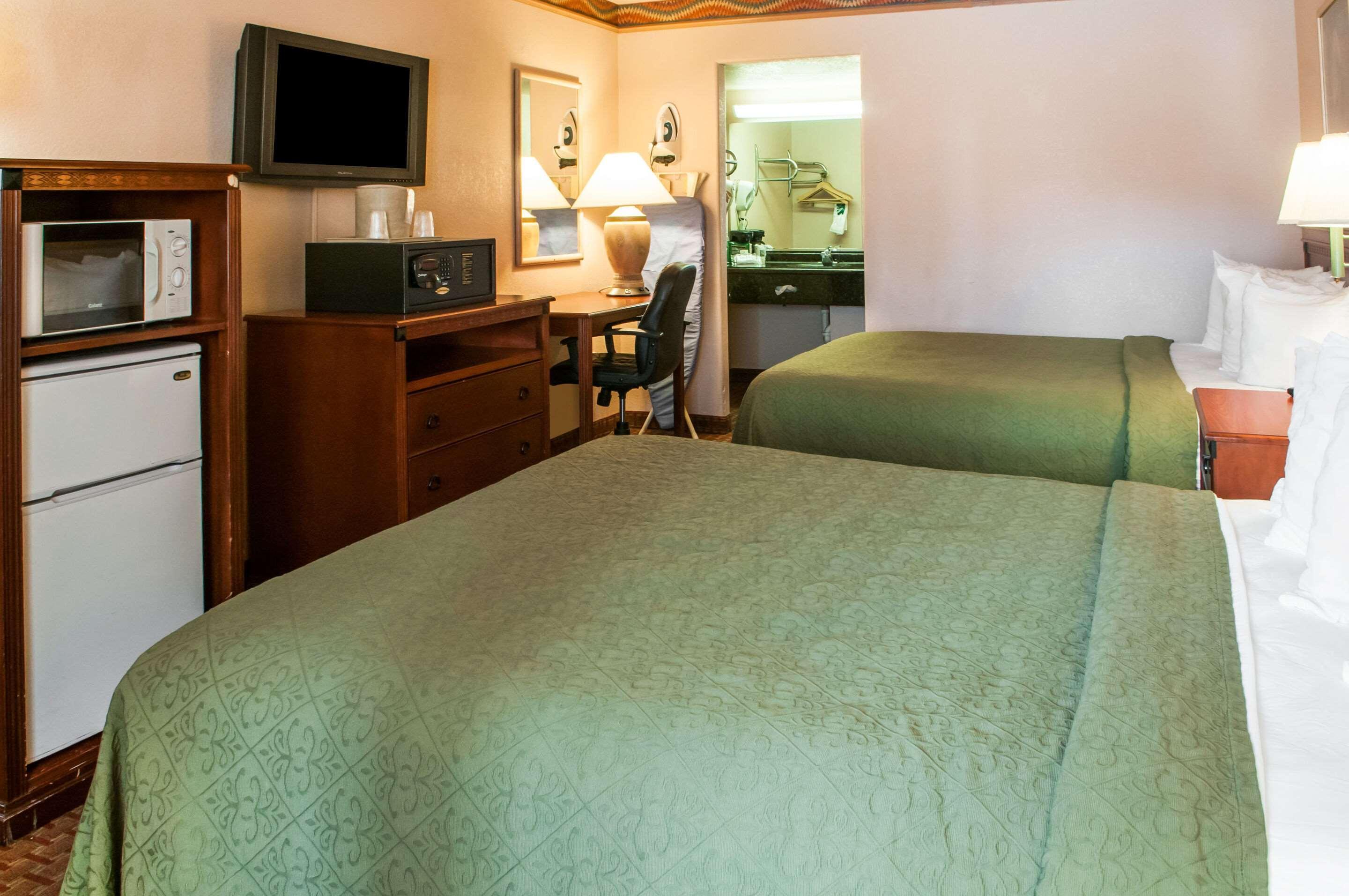 Quality Inn & Suites Las Cruces - University Area Dış mekan fotoğraf