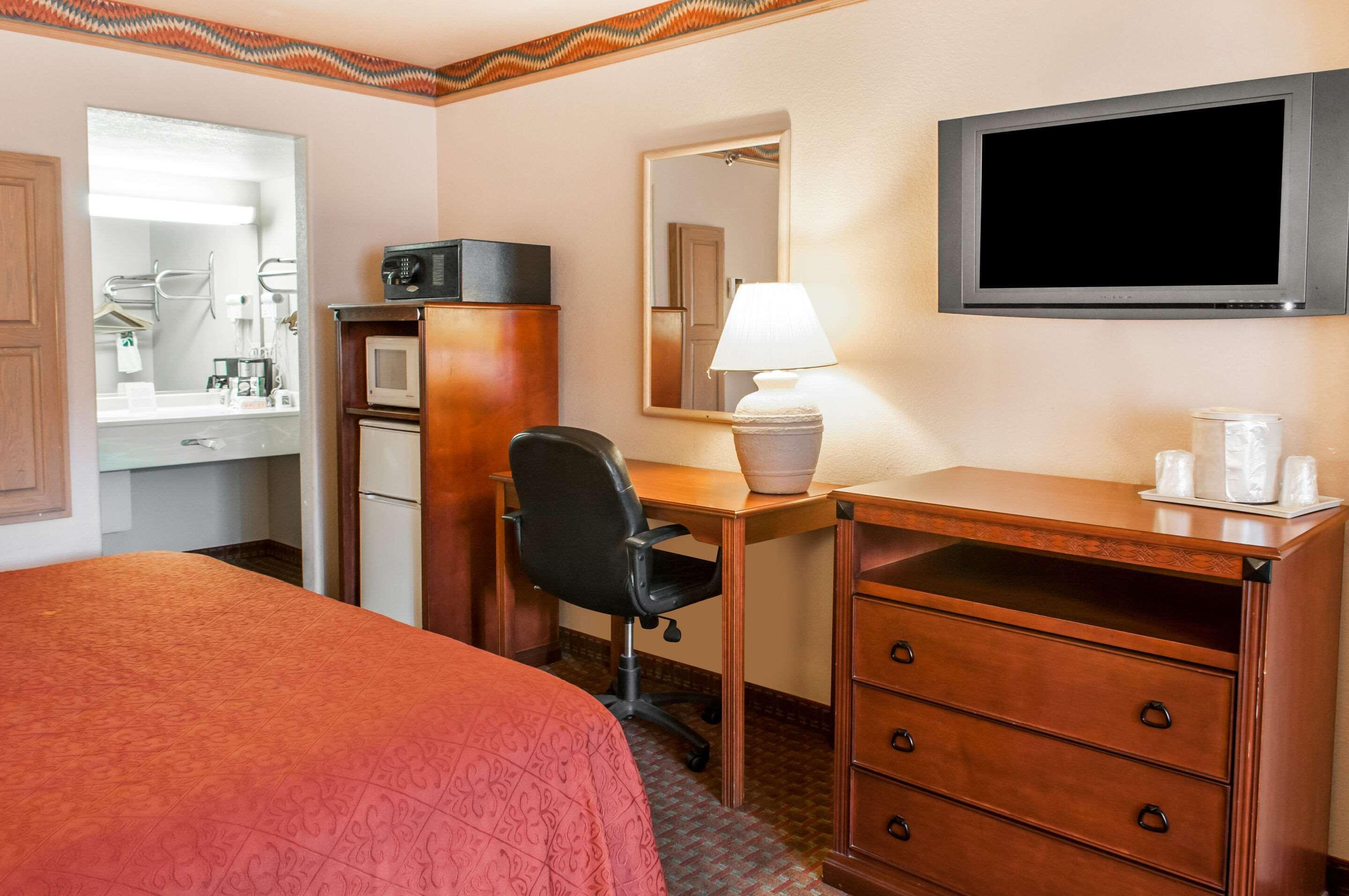 Quality Inn & Suites Las Cruces - University Area Dış mekan fotoğraf