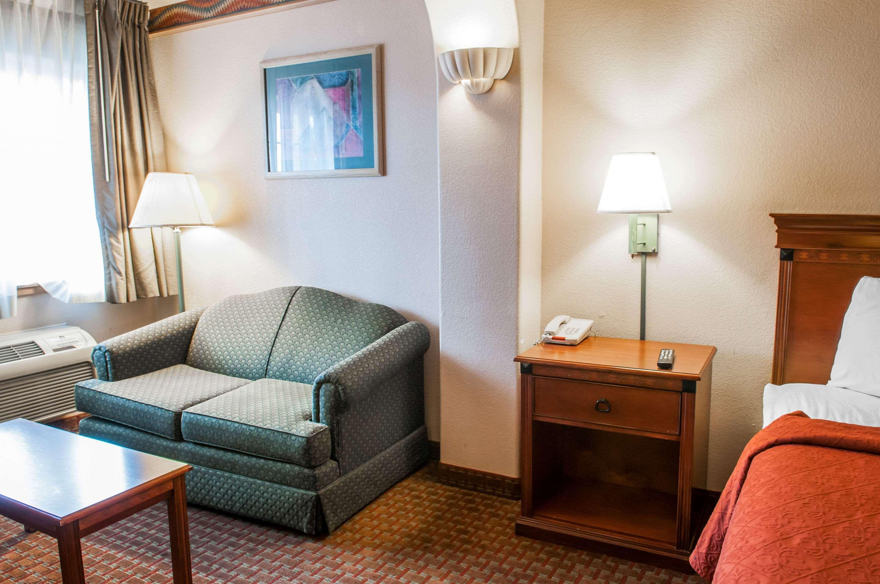 Quality Inn & Suites Las Cruces - University Area Dış mekan fotoğraf
