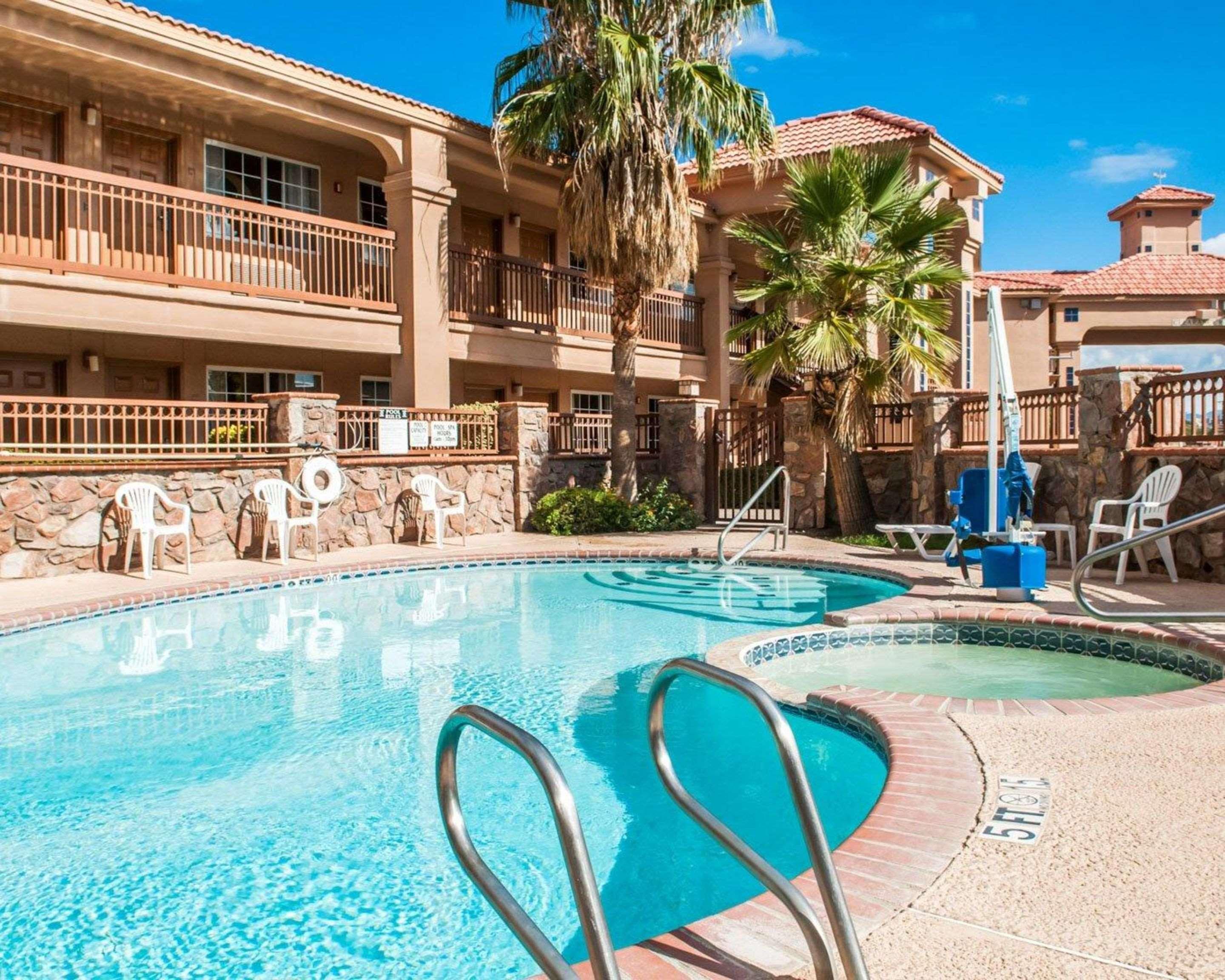 Quality Inn & Suites Las Cruces - University Area Dış mekan fotoğraf